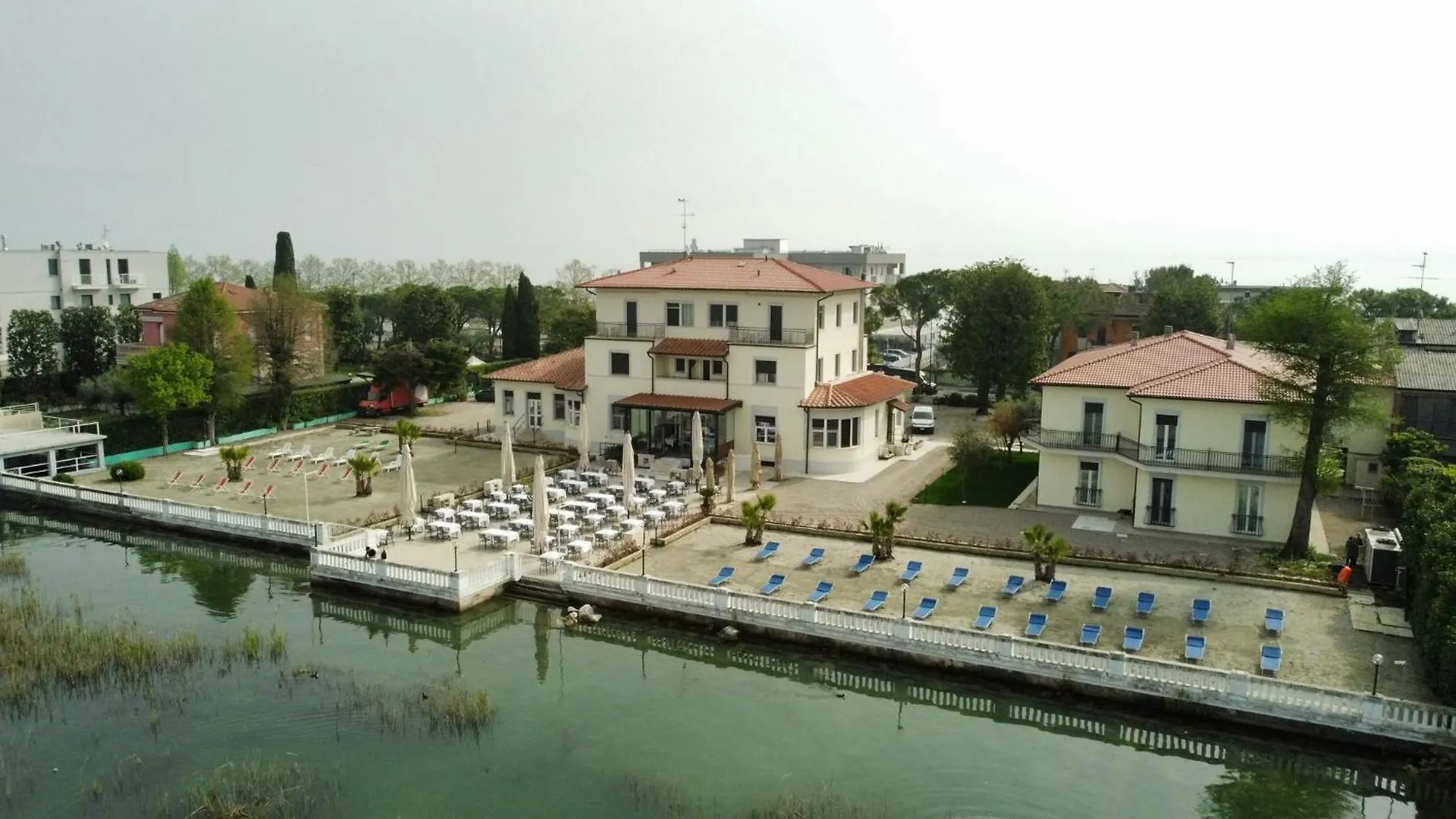Hotel Villa Trieste Sirmione 2*,