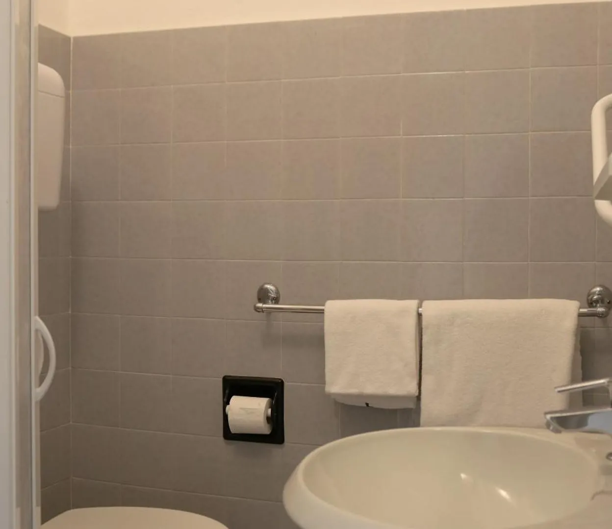 Hotel Villa Trieste Sirmione 2*,